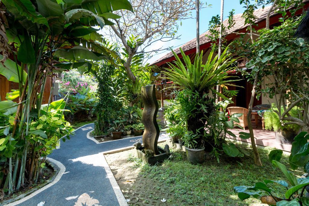 Отель Baruna Sanur Экстерьер фото